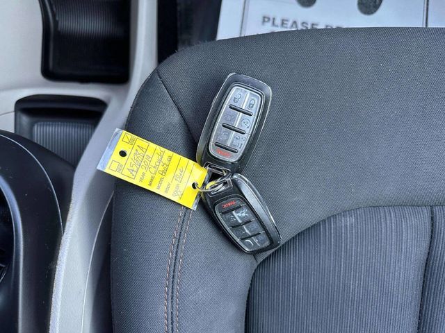 2019 Chrysler Pacifica Touring Plus FWD - 22963916 - 25