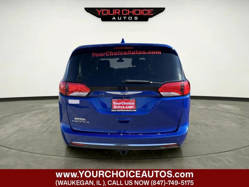 2019 Chrysler Pacifica Touring Plus FWD - 22963916 - 3