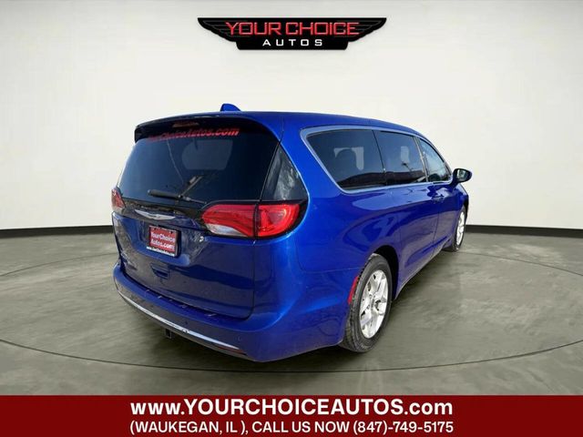2019 Chrysler Pacifica Touring Plus FWD - 22963916 - 4