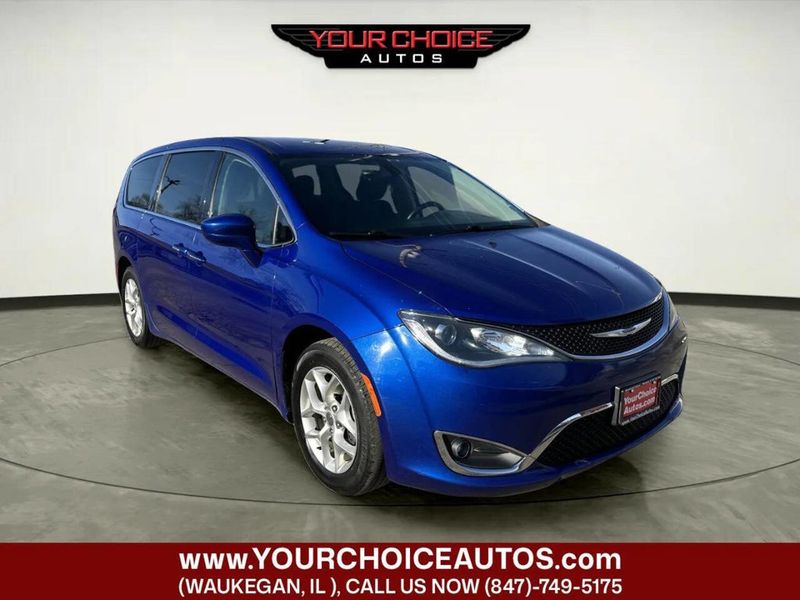 2019 Chrysler Pacifica Touring Plus FWD - 22963916 - 6