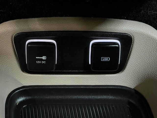 2019 Chrysler Pacifica Touring Plus FWD - 22978713 - 52