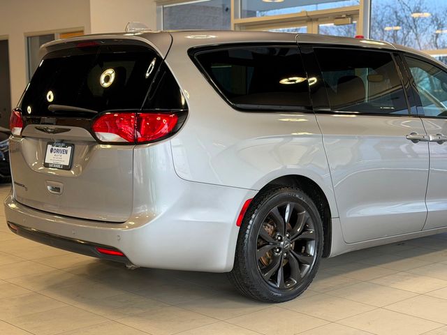 2019 Chrysler Pacifica Touring Plus FWD - 23008127 - 10