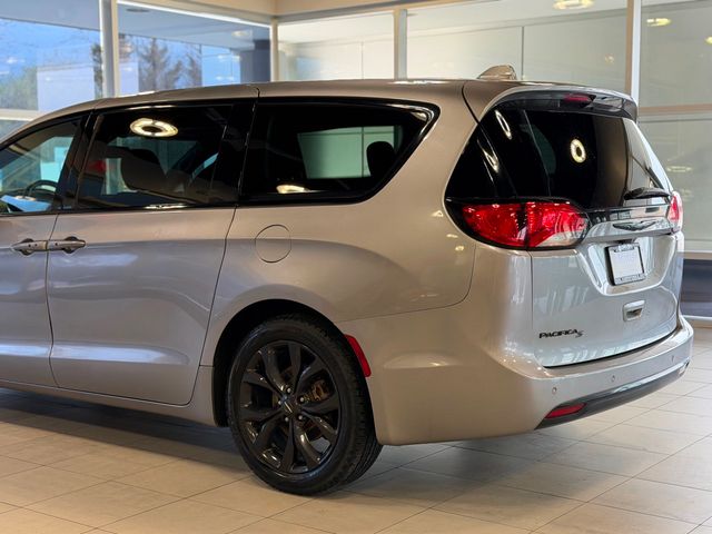 2019 Chrysler Pacifica Touring Plus FWD - 23008127 - 12