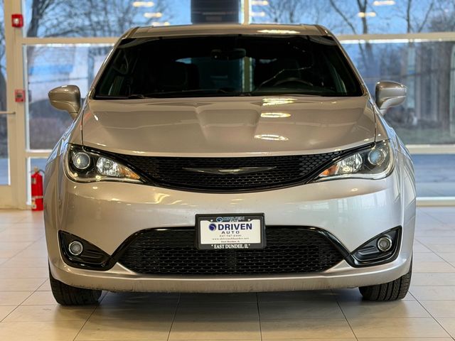 2019 Chrysler Pacifica Touring Plus FWD - 23008127 - 1