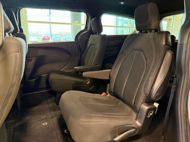2019 Chrysler Pacifica Touring Plus FWD - 23008127 - 20