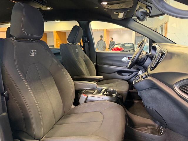 2019 Chrysler Pacifica Touring Plus FWD - 23008127 - 24