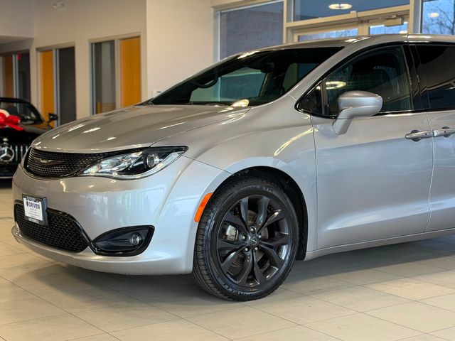 2019 Chrysler Pacifica Touring Plus FWD - 23008127 - 2