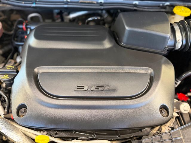 2019 Chrysler Pacifica Touring Plus FWD - 23008127 - 41