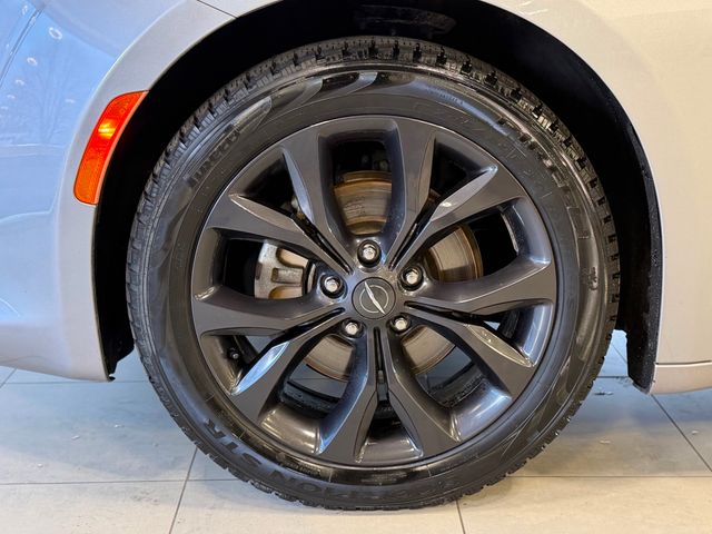 2019 Chrysler Pacifica Touring Plus FWD - 23008127 - 42