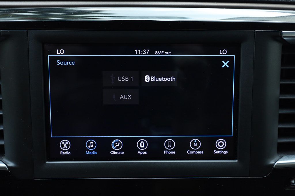 2019 Chrysler Pacifica Touring Plus photo 36