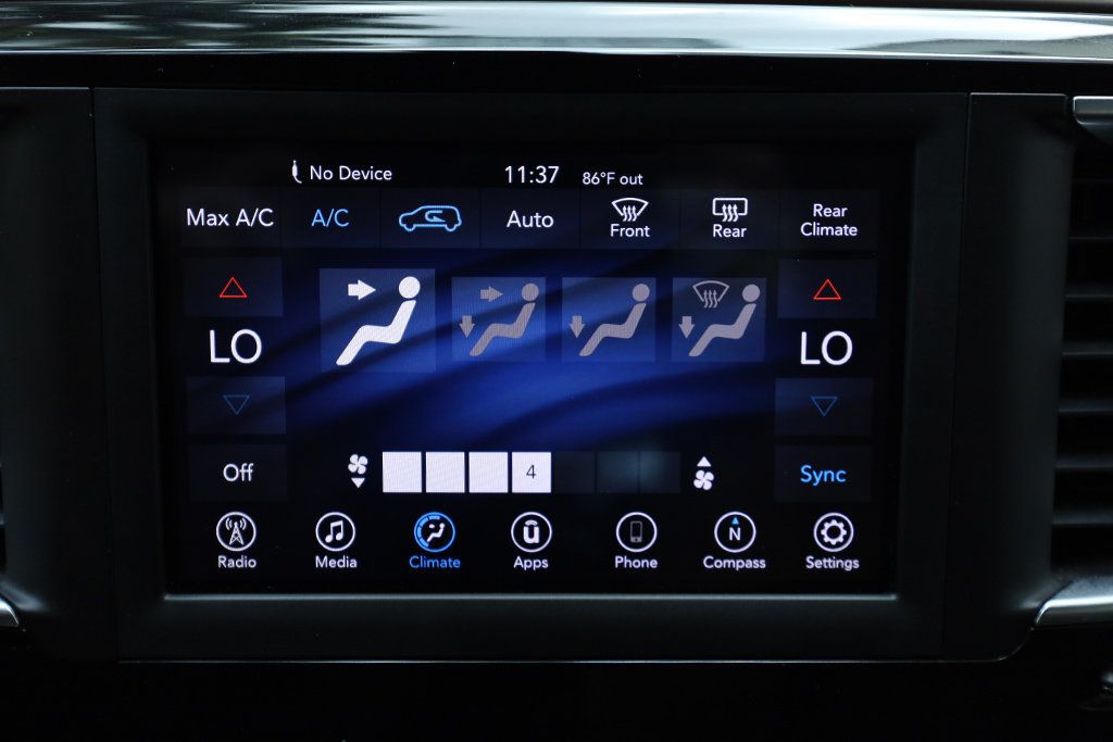 2019 Chrysler Pacifica Touring Plus photo 39