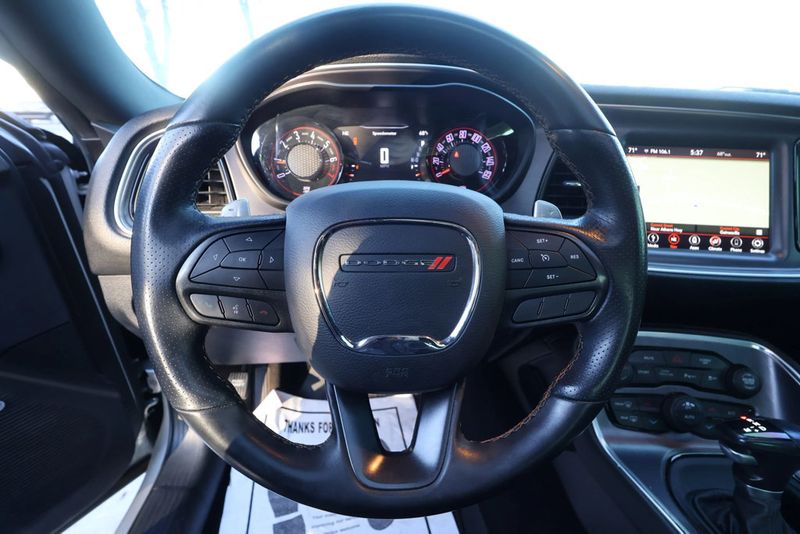 2019 Dodge Challenger GT, BLACKOUT WHEELS, NAVI, HID LTS, SPOILER, BLUETOOTH, ALPINE!! - 22937023 - 16