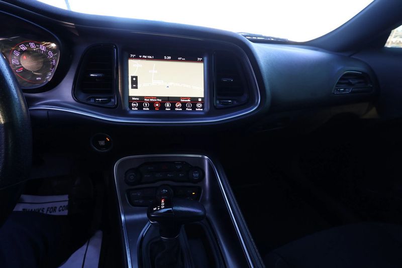 2019 Dodge Challenger GT, BLACKOUT WHEELS, NAVI, HID LTS, SPOILER, BLUETOOTH, ALPINE!! - 22937023 - 25