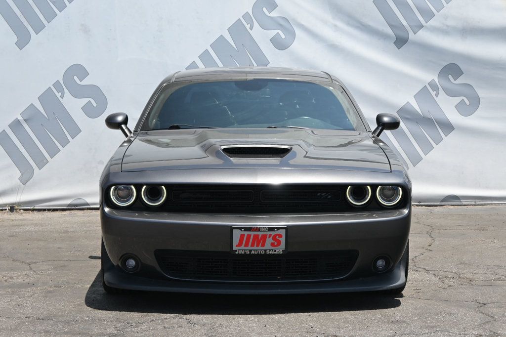 2019 Dodge Challenger R/T photo 2