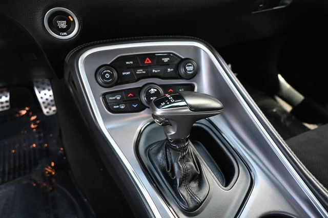 2019 Dodge Challenger R/T Plus Package Performance Plus Package Moonroof - 23030110 - 13