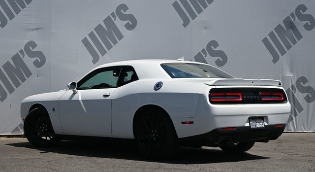 2019 Dodge Challenger R/T Plus Package Performance Plus Package Moonroof - 23030110 - 6