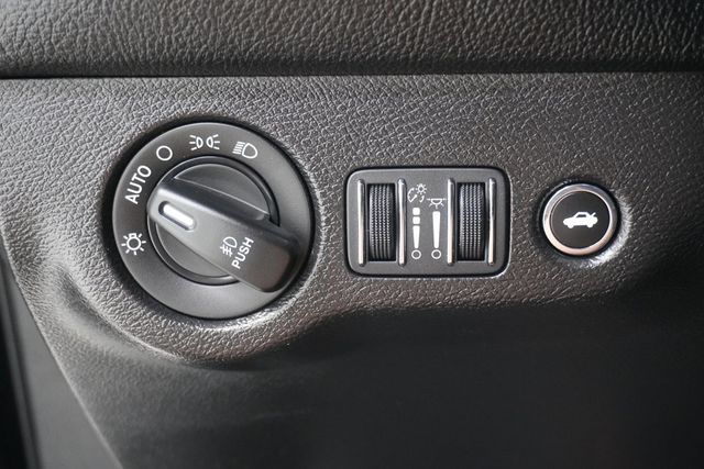2019 Dodge Challenger R/T RWD - 23026043 - 20