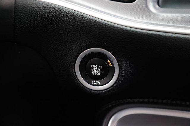 2019 Dodge Challenger R/T RWD - 22953173 - 31