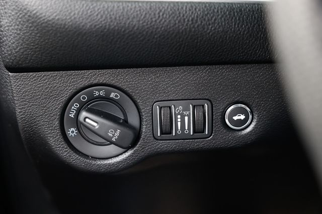 2019 Dodge Challenger R/T RWD - 22953173 - 45