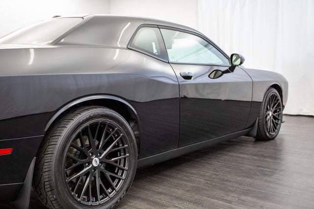 2019 Dodge Challenger R/T RWD - 22631267 - 28