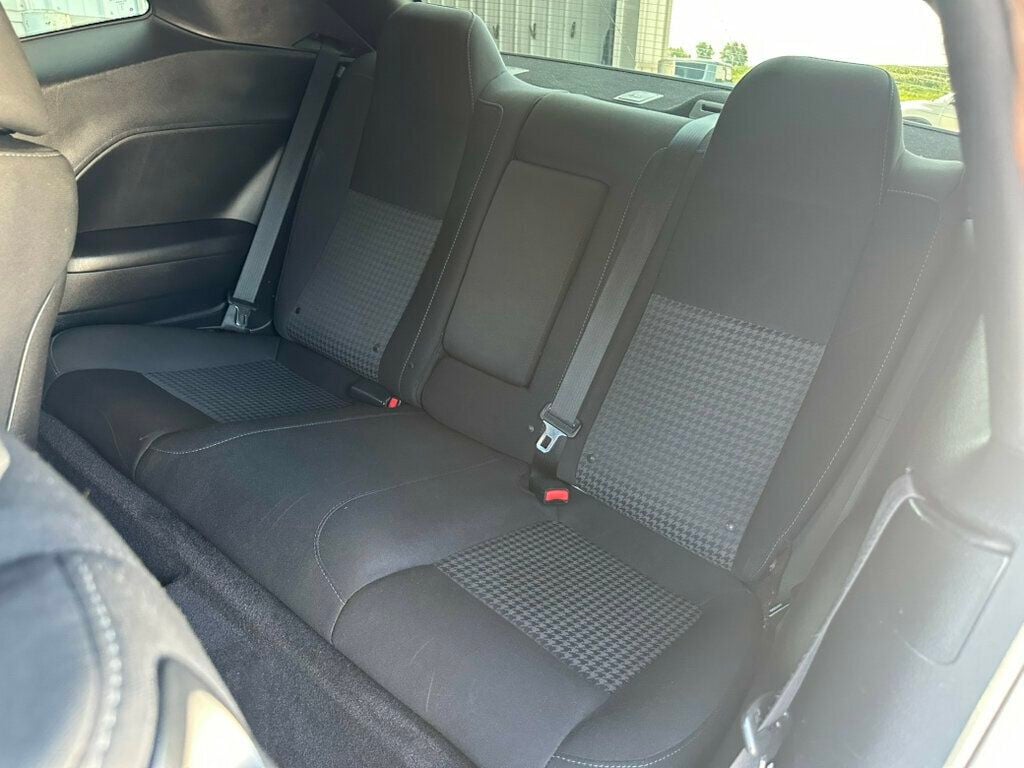 2019 Dodge Challenger R/T RWD 5.7 8 Cyl Hemi - 23072887 - 9