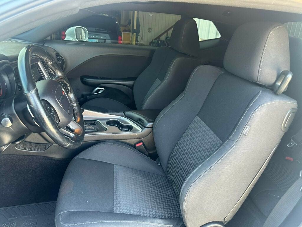 2019 Dodge Challenger R/T RWD 5.7 8 Cyl Hemi - 23072887 - 8