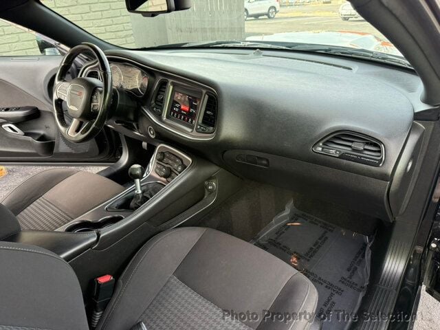 2019 Dodge Challenger R/T RWD W/ COLD WEATHER & DRIVER CONVENIENCE GROUP - 22980097 - 36