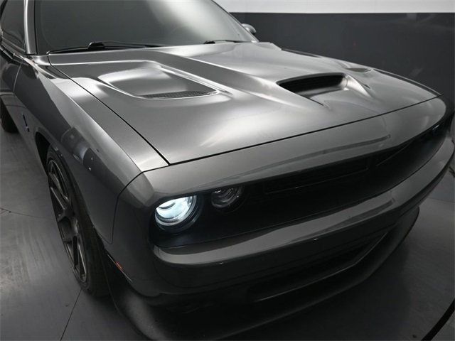 2019 Dodge Challenger R/T Scat Pack photo 16