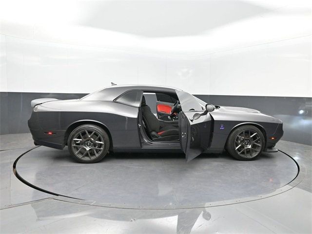 2019 Dodge Challenger R/T Scat Pack photo 22
