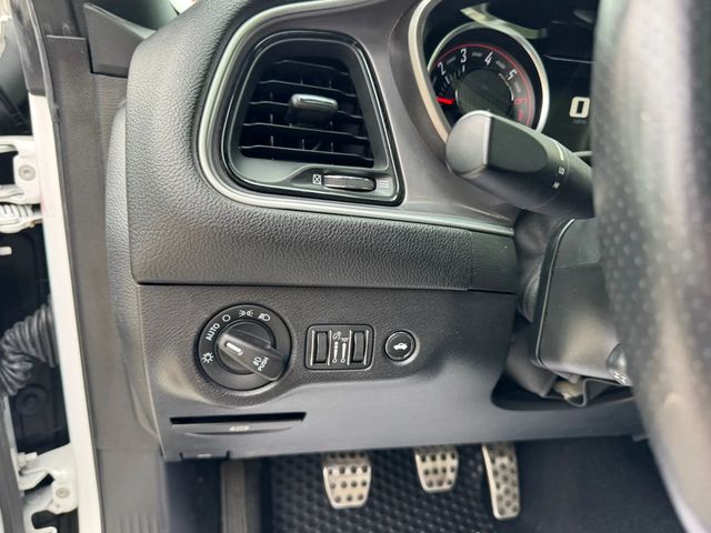 2019 Dodge Challenger R/T Scat Pack Coupe 2D - 22911749 - 17