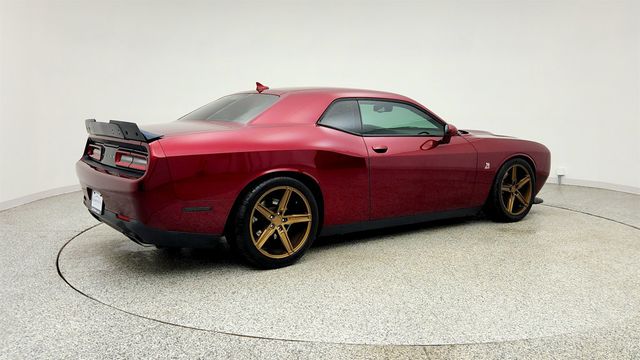 2019 Dodge Challenger R/T Scat Pack RWD w/ 8 Speed Automatic & Alpine Premium Audio - 23020930 - 4
