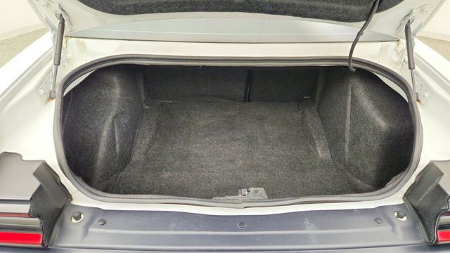2019 Dodge Challenger R/T Scat Pack RWD w/ Uconnect 4C Nav - 23064792 - 19