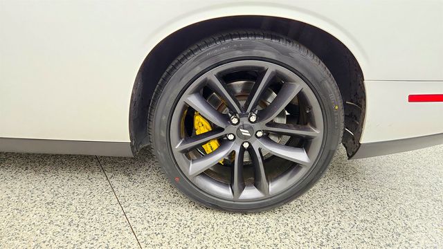 2019 Dodge Challenger R/T Scat Pack RWD w/ Uconnect 4C Nav - 23064792 - 8