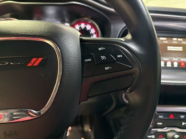 2019 Dodge Challenger SXT AWD - 23029587 - 10
