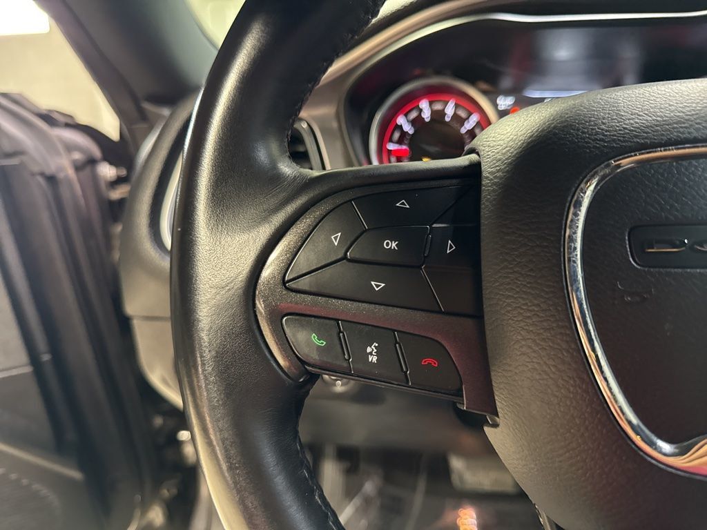 2019 Dodge Challenger SXT AWD - 23029587 - 11