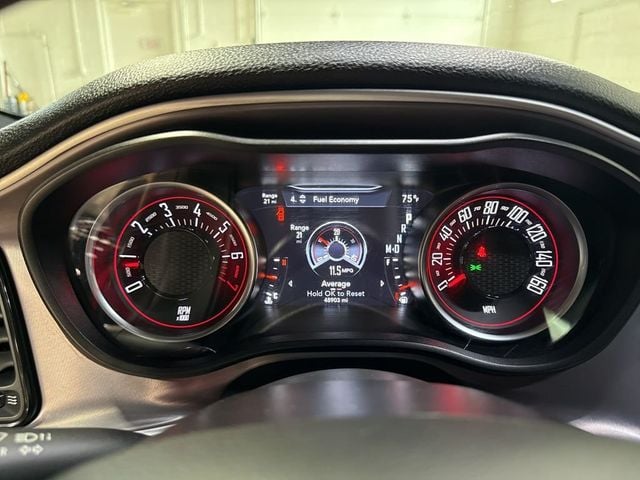 2019 Dodge Challenger SXT AWD - 23029587 - 13