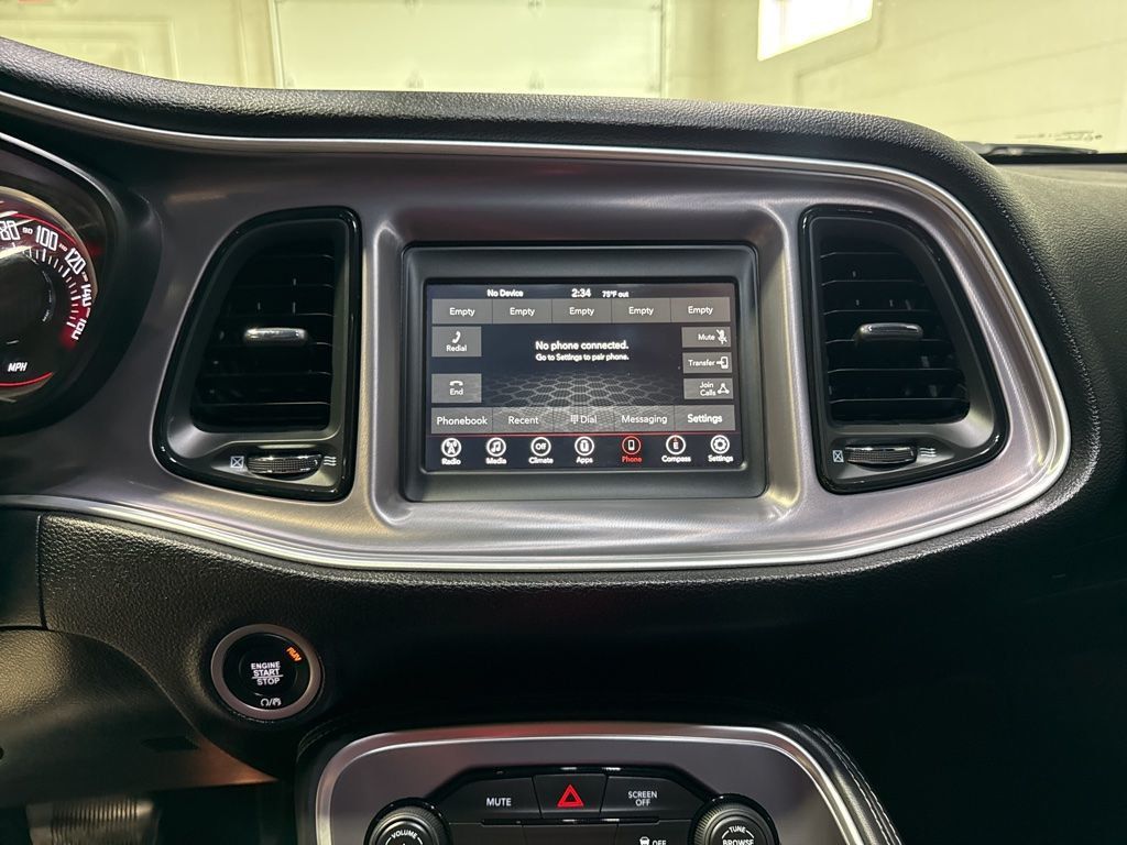 2019 Dodge Challenger SXT AWD - 23029587 - 14