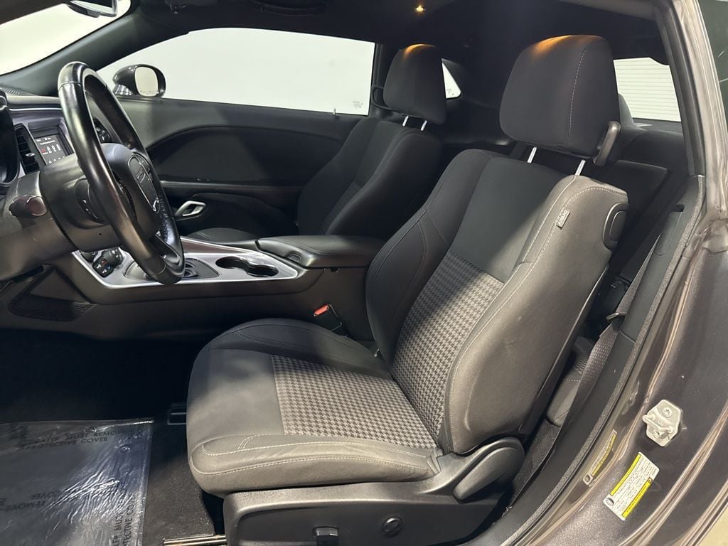 2019 Dodge Challenger SXT AWD - 23029587 - 20