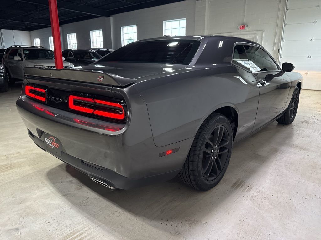 2019 Dodge Challenger SXT AWD - 23029587 - 6