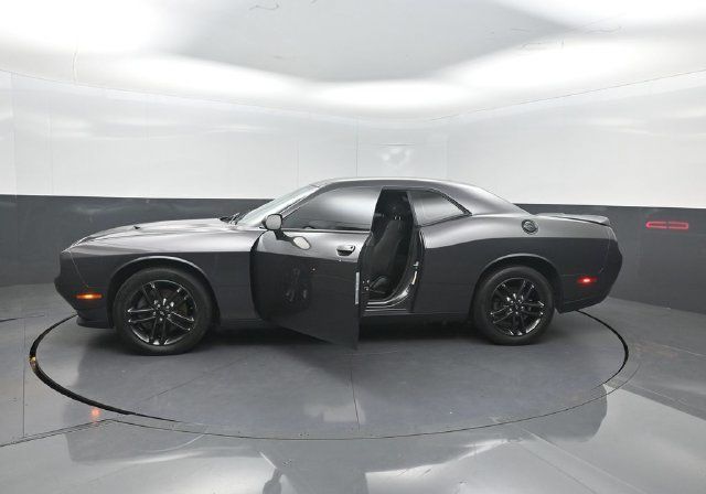 2019 Dodge Challenger SXT AWD - 23067975 - 33
