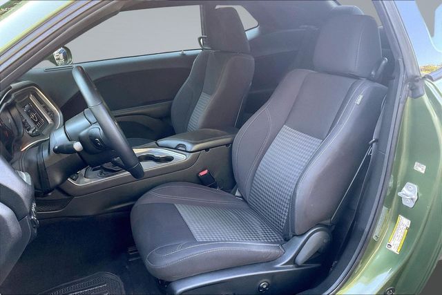 2019 Dodge Challenger SXT AWD - 23040304 - 9