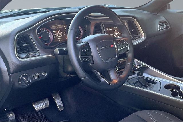 2019 Dodge Challenger SXT AWD - 23040304 - 10