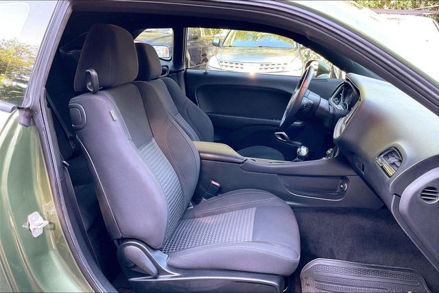 2019 Dodge Challenger SXT AWD - 23040304 - 11