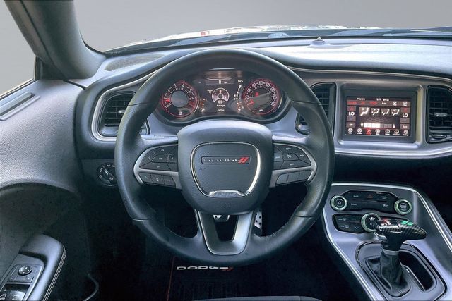 2019 Dodge Challenger SXT AWD - 23040304 - 18