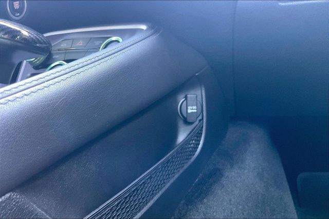 2019 Dodge Challenger SXT AWD - 23040304 - 23