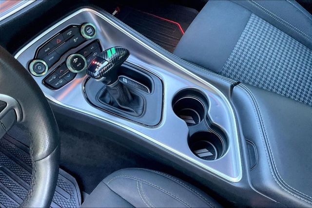 2019 Dodge Challenger SXT AWD - 23040304 - 28