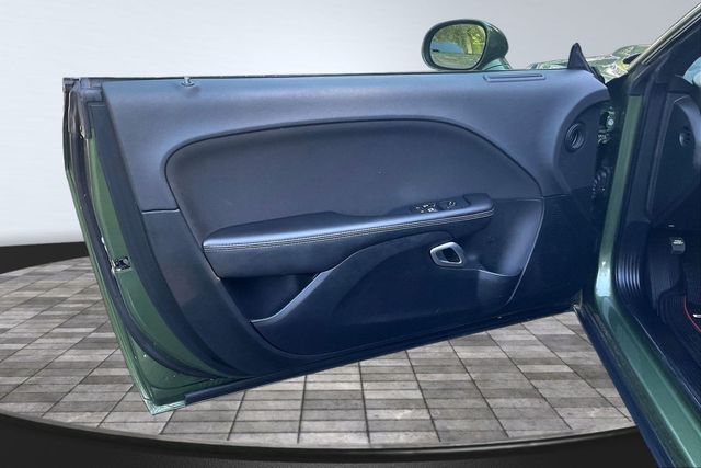 2019 Dodge Challenger SXT AWD - 23040304 - 8