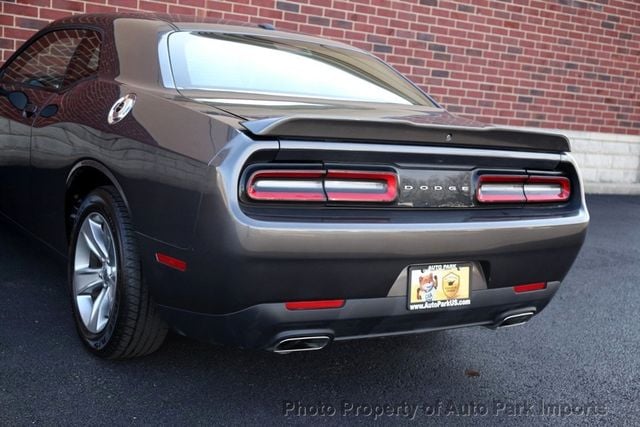 2019 Dodge Challenger SXT RWD - 22955322 - 18