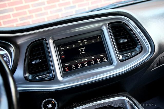 2019 Dodge Challenger SXT RWD - 22955322 - 30