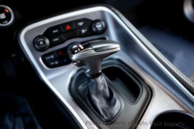 2019 Dodge Challenger SXT RWD - 22955322 - 31